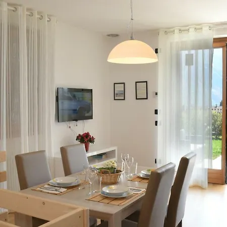 Apartments Gli Ulivi In Tremezzina * 特雷梅佐