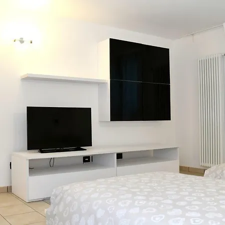 Apartments Gli Ulivi In Tremezzina Διαμέρισμα